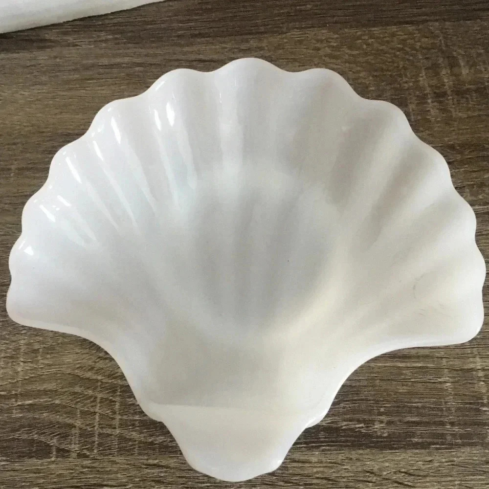 Vtg Fire King Milk Glass Shell Dish
